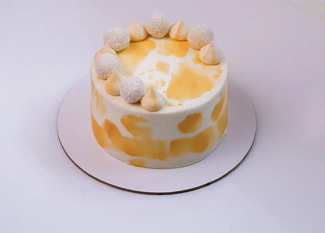 Vanilla Caramel Cake