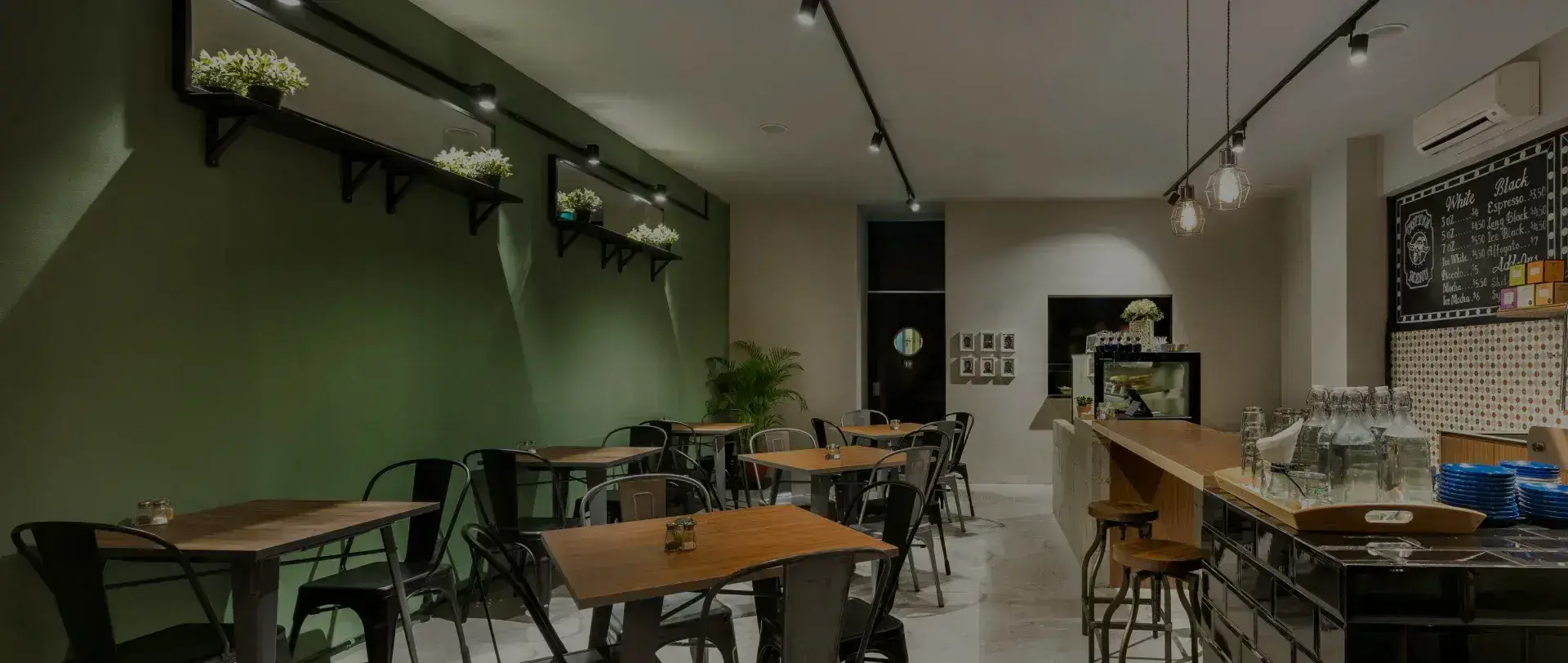 Must-Try Dishes from the Christmas Special Menu at Pandhal Cakes