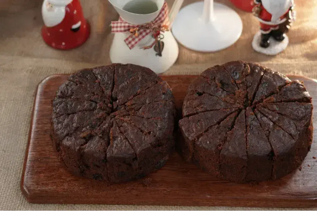 Who cooked up Kerala’s plum cake